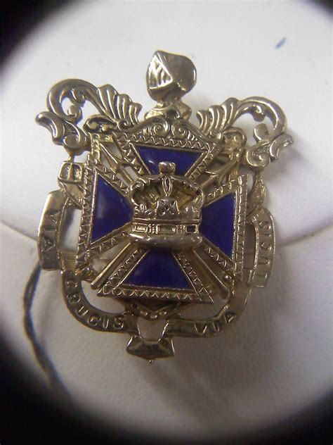 Coro Heraldic Coat Of Arms Blue Enamel Maltese Cross