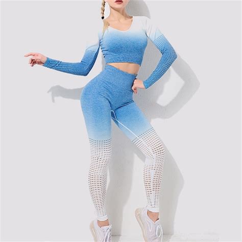 seamless yoga suit tight hip lifting fitness suit women′s shrit pants