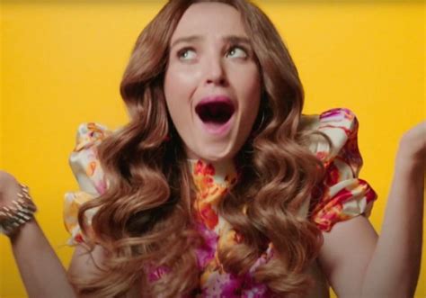 Snl Perfectly Parodies The Drew Barrymore Show With Dig At Ellen