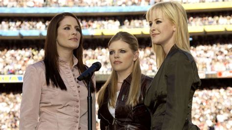 dixie chicks talk cancel culture 17 years after being blacklisted