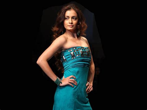 indian actresses hub diya mirza hot pics hub