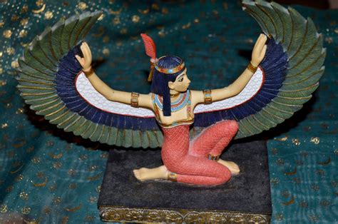 The Egyptian Goddess Maat The Personification Of Truth