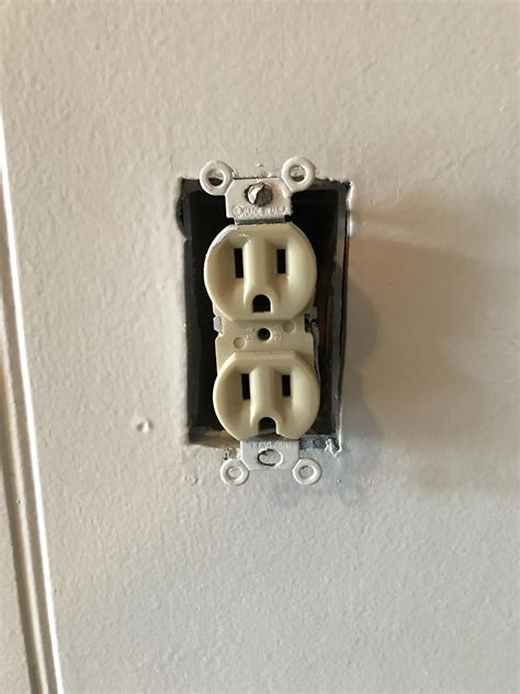 changing  hot  full hot outlet  needed electricians