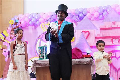 book magician magic show  bangalore  birthday party kids party