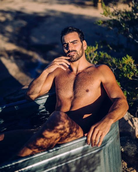 Shirtless Men On The Blog Nyle Dimarco Mostra Il Sedere
