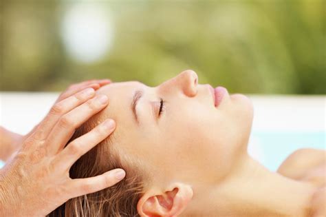 indian head massage simply healing detox retreat west sussex uk
