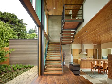 courtyard house   contemporary residence  seattle  deforest architects