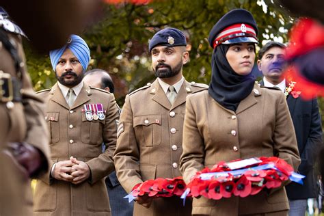 defence muslims remember the role of muslim soldiers in both world wars