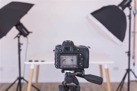 studio camera light setup  photo  pixabay