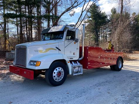 freightliner fld zacklift wrecker tow truck platinum truck  equipment