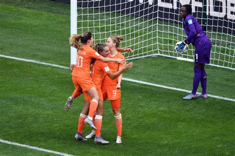 women s world cup netherlands beat cameroon 3 1 clinch