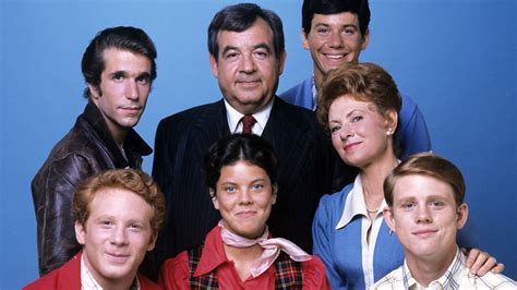 Happy Days Cast Reunites To Remember Erin Moran See The