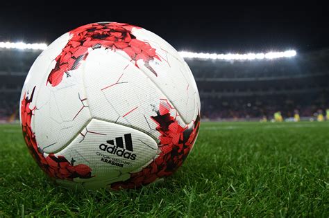 violente  arestari la  meci de fotbal  maroc zeci de persoane au fost ranite