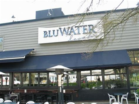 bluwater bistro  reviews american traditional leschi