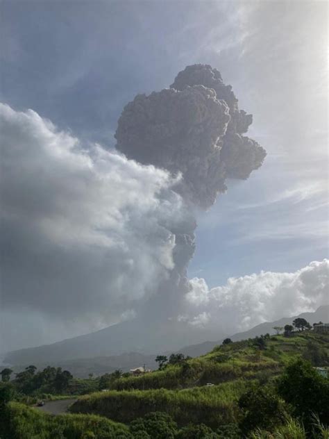 La Soufrière Volcano In St Vincent Begins Erupting Guyana Times