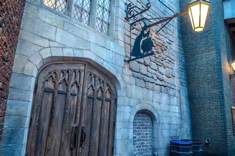 leaky cauldron  universal orlando world  universal