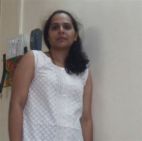 indian wife prajakta exposing desi new semi nude masked no face videos pics