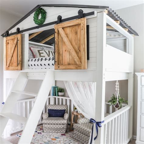 ideas de camas altas  te ayudaran  aprovechar el espacio de tu casa al maximo