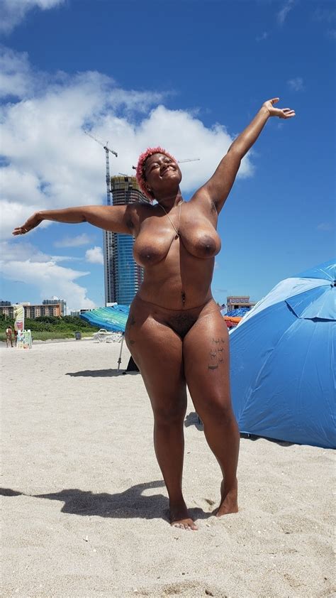 nude beach shesfreaky