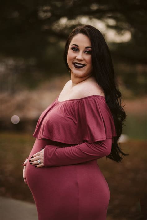 Why Is Maternity Photography Such A Huge Trend