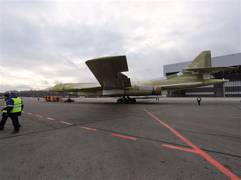 russia  unveiled   tu  long range super bomber business insider