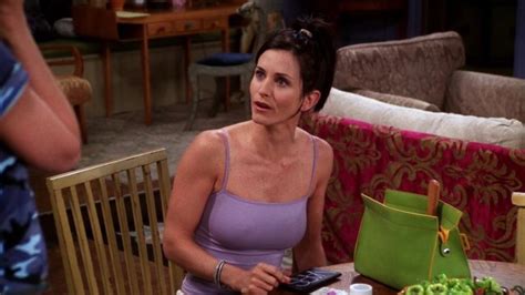 courteney cox reveals the ‘flakey cast member who prevented the ‘friends movie from happening