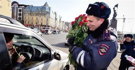 russian police surprise female drivers on international women s day