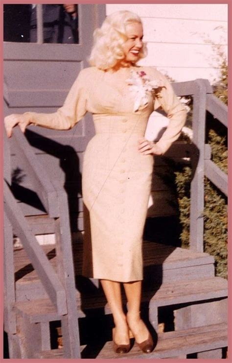 mamie van doren of course love the outfit inspiracion outfit vintage and retro mamie van
