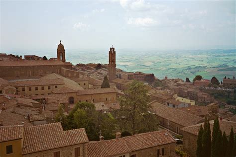 file montalcino view wikimedia commons