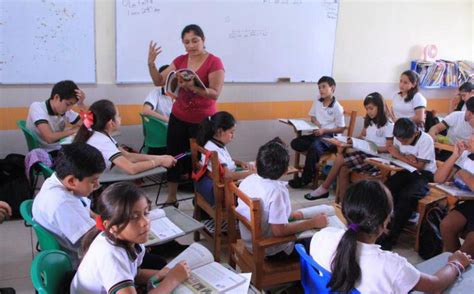 Alumnos Deberán Asistir A Clases Hasta El último Día Guadalajara W