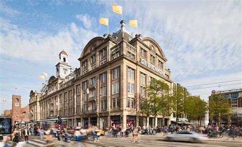 department store de bijenkorf records  percent sales increase