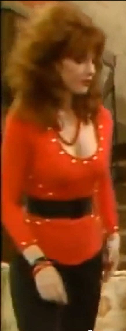 Peg Bundy Hot In Tight Red Fashion Tv 80s Costume Married With