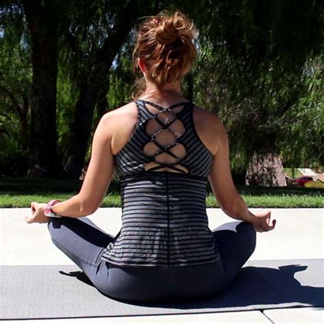 12 benefits of yoga di hickman