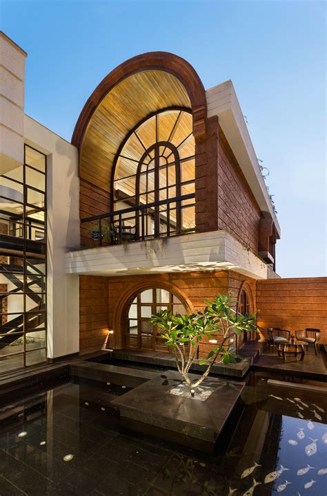 nashik home designed  courtyards  climatic responses