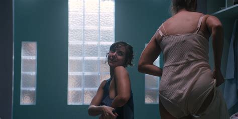 naked betty gilpin in glow