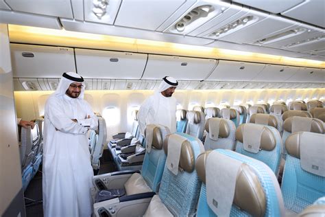 emirates senior management visit newly refurbished boeing  lr