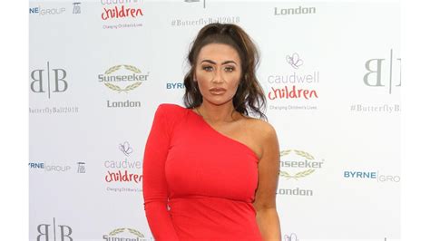Lauren Goodger Insists She S Never Had Bum Implants Or Surgery On Face
