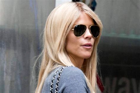 elin nordegren is single and ready to mingle page six