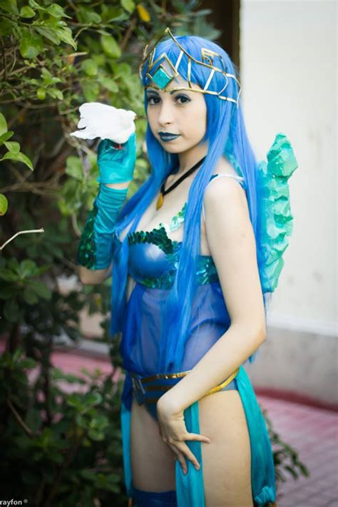 awesome league of legends cosplay [30 pics]ahri katarina jinx annie miss fortune rolecosplay