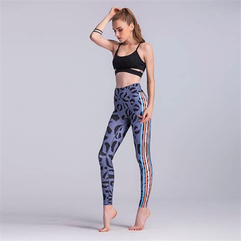 2018 New Yoga Pants Women Sports Clothing Leopard Printed Yoga Leggings