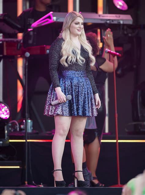 Meghan Trainor S Sexy Curvy Ass In Tights And Pantyhose