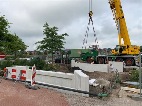 realiseren twee bruggen meentweide reeuwijk gebr schouls leiden