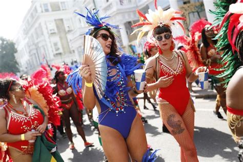 Notting Hill Carnival 2017 Stunning Images As Revellers Descend On