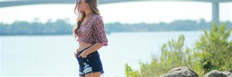 summer boho outfit upbeat soles florida fashion blog
