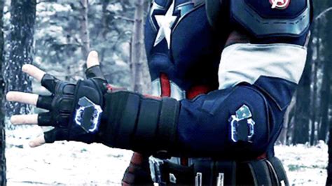 avengers age  ultron captain americas magnetic shield   comics