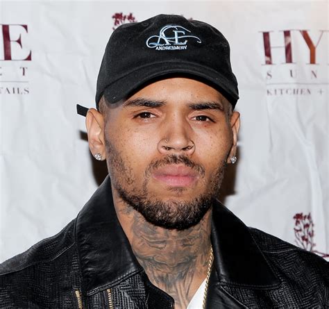 chris brown ordered to turn over cell phone to alleged sex assault accuser