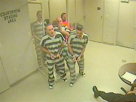 Texas Inmates Break Out Of Cell To Save Jailer S Life