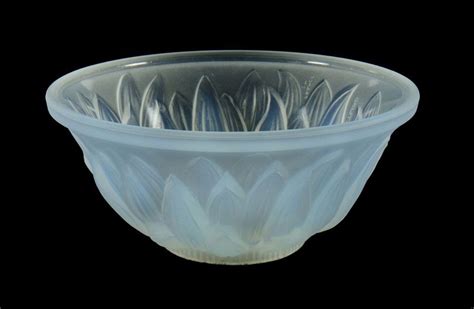 Etling Opalescent Floriform Bowl 15cm Dia French Glass