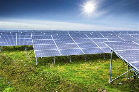 solar farms deliver high returns   enticing  investment partners