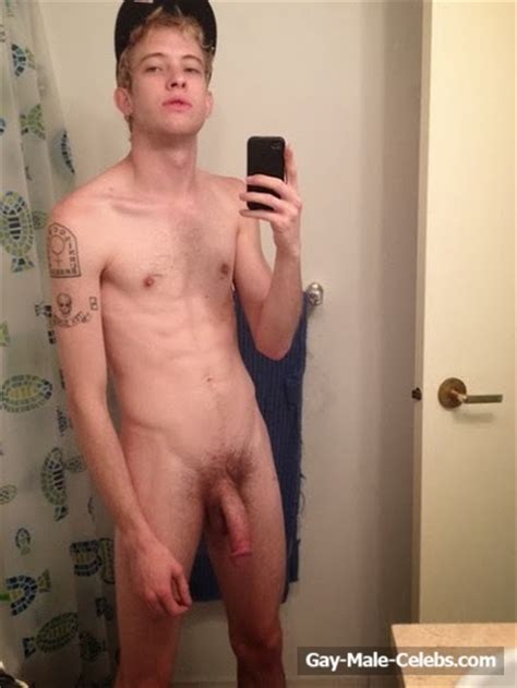 drummer daniel pitout leaked nude and wet underwear shots gay male